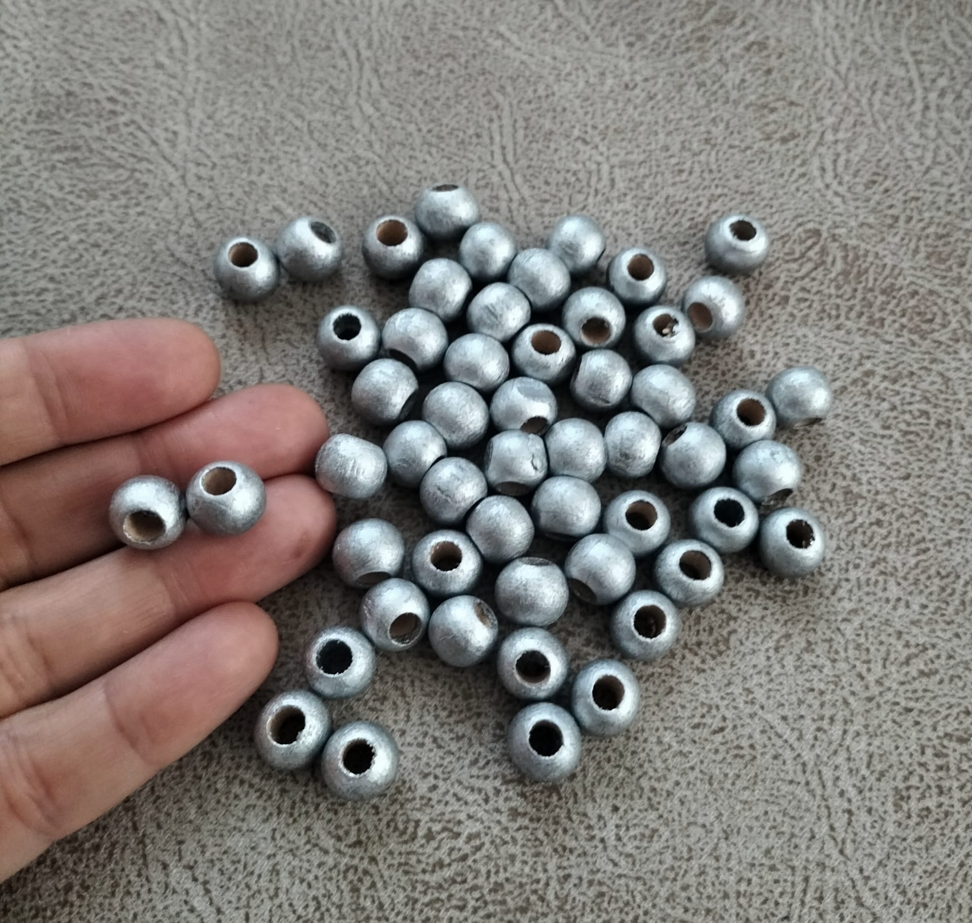Ahşap Boncuk 10 mm gümüş (50 adet)